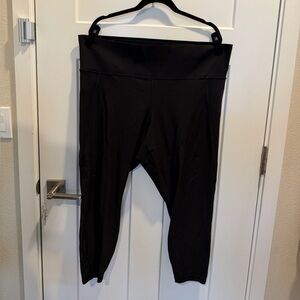 Old Navy Elevate 7/8 length Black Women's Leggings